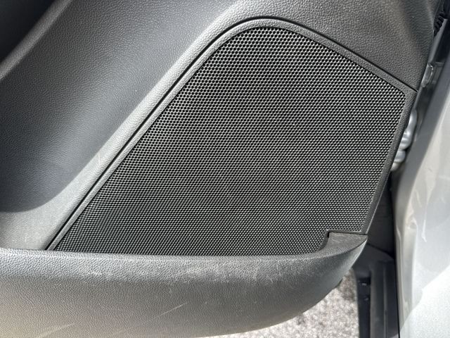 Buick Encore Vehicle Full-screen Gallery Image 26