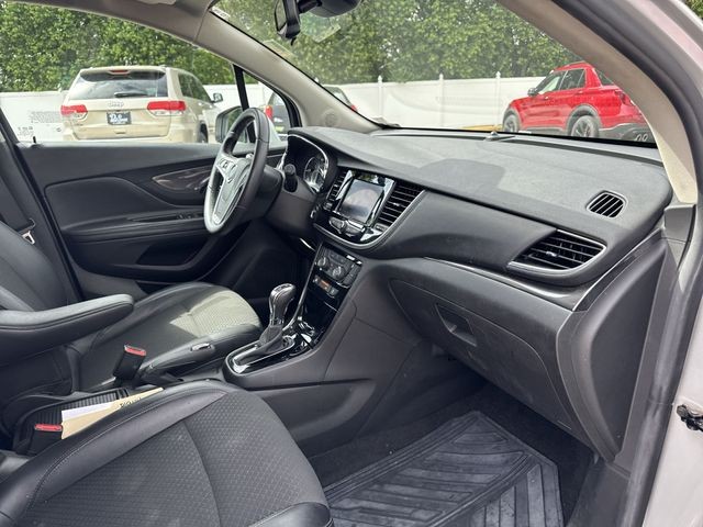 Buick Encore Vehicle Full-screen Gallery Image 31