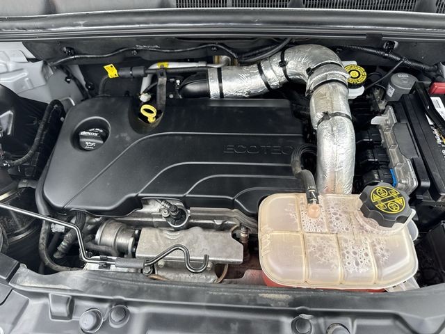 Buick Encore Vehicle Full-screen Gallery Image 32
