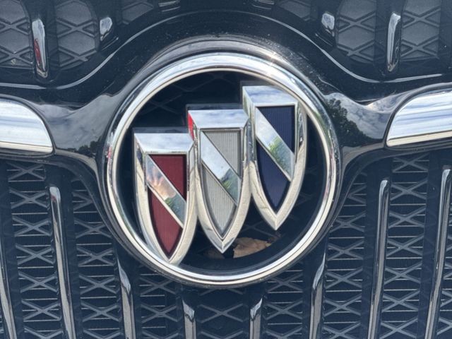 Buick Encore Vehicle Full-screen Gallery Image 33