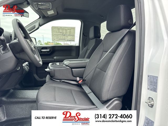 GMC Sierra 1500 Vehicle Full-screen Gallery Image 11