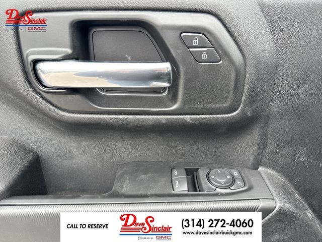 GMC Sierra 1500 Vehicle Full-screen Gallery Image 13
