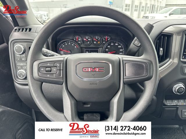 GMC Sierra 1500 Vehicle Full-screen Gallery Image 14