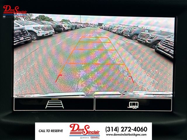 GMC Sierra 1500 Vehicle Full-screen Gallery Image 17