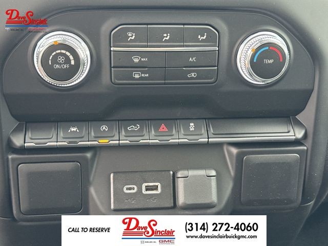 GMC Sierra 1500 Vehicle Full-screen Gallery Image 18
