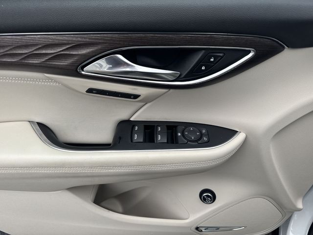 Buick Envision Vehicle Full-screen Gallery Image 13