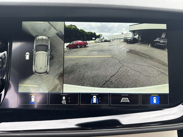 Buick Envision Vehicle Full-screen Gallery Image 17
