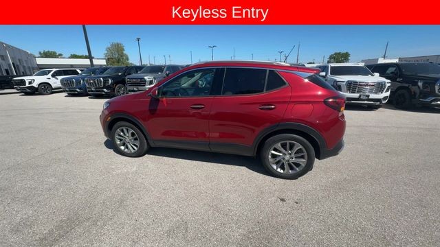 Buick Encore GX Vehicle Full-screen Gallery Image 05