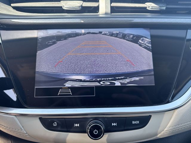 Buick Encore GX Vehicle Full-screen Gallery Image 14