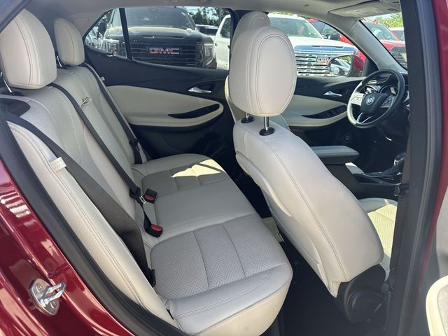 Buick Encore GX Vehicle Full-screen Gallery Image 26