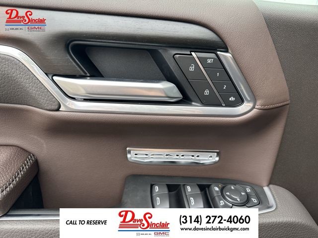 GMC Sierra 1500 Vehicle Full-screen Gallery Image 13