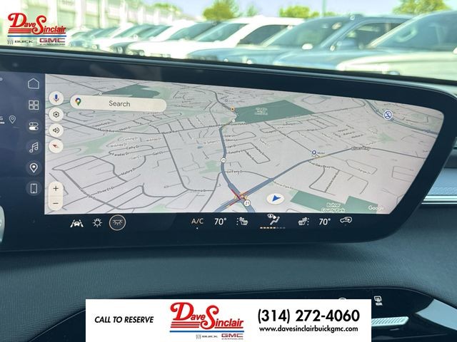 Buick Enclave Vehicle Full-screen Gallery Image 18