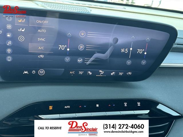 Buick Enclave Vehicle Full-screen Gallery Image 19