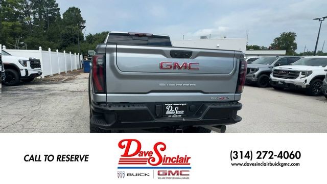GMC Sierra 2500HD Vehicle Full-screen Gallery Image 07