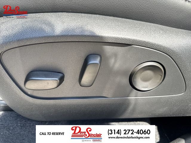 Buick Enclave Vehicle Full-screen Gallery Image 12