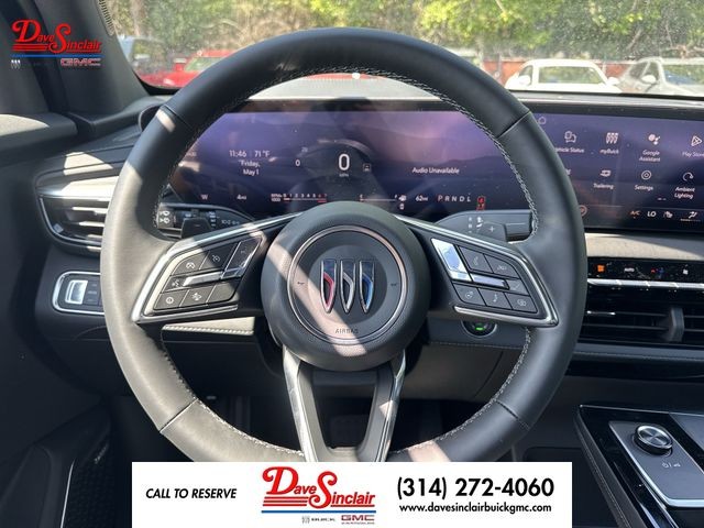 Buick Enclave Vehicle Full-screen Gallery Image 14