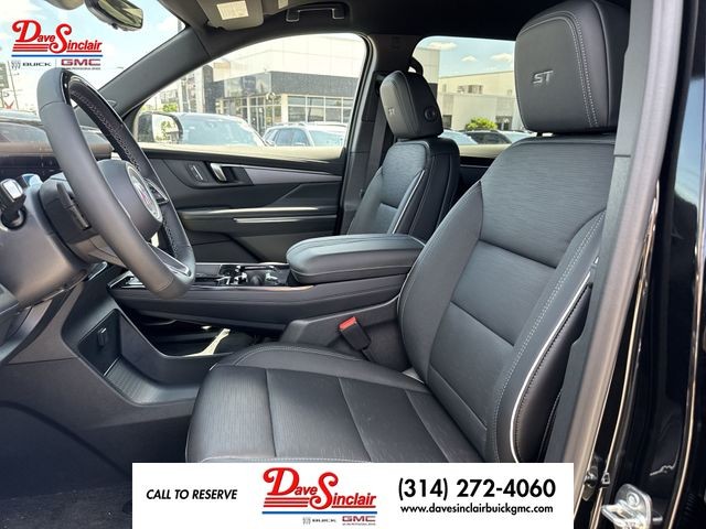 Buick Enclave Vehicle Full-screen Gallery Image 11