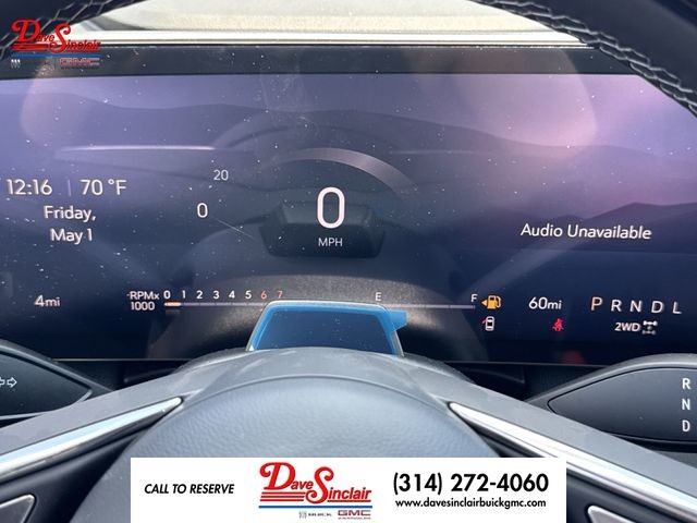 Buick Enclave Vehicle Full-screen Gallery Image 15