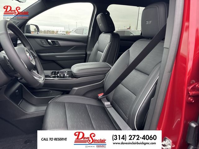 Buick Enclave Vehicle Full-screen Gallery Image 11