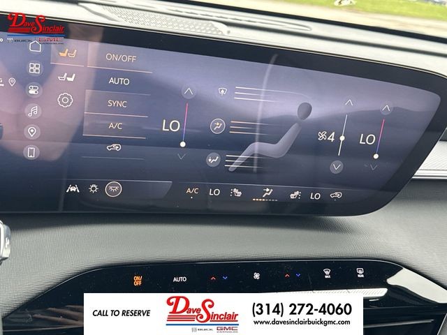 Buick Enclave Vehicle Full-screen Gallery Image 19