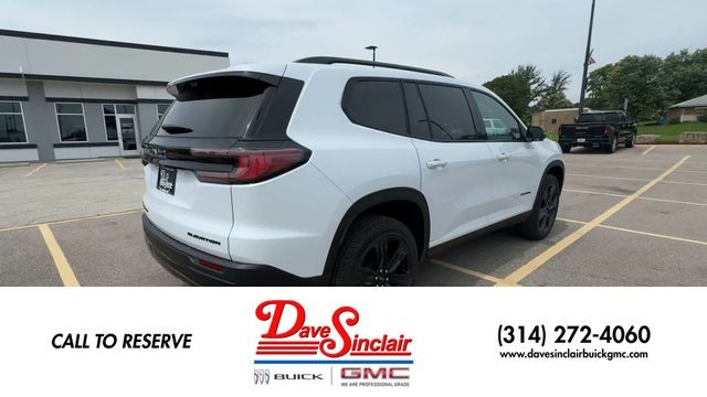 GMC Acadia Vehicle Full-screen Gallery Image 08