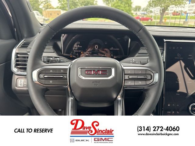 GMC Acadia Vehicle Full-screen Gallery Image 14