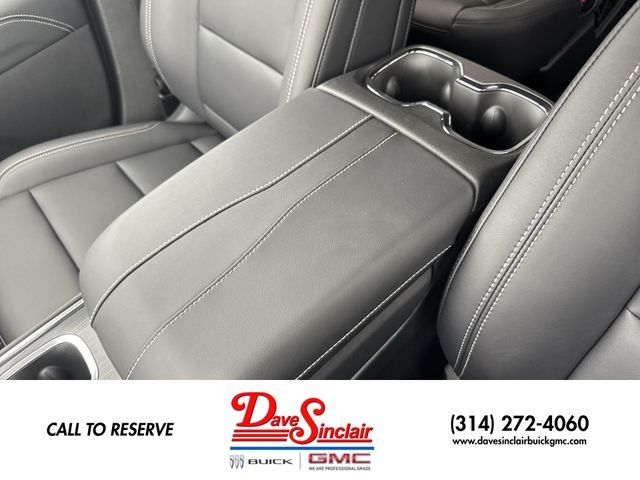 GMC Acadia Vehicle Full-screen Gallery Image 21