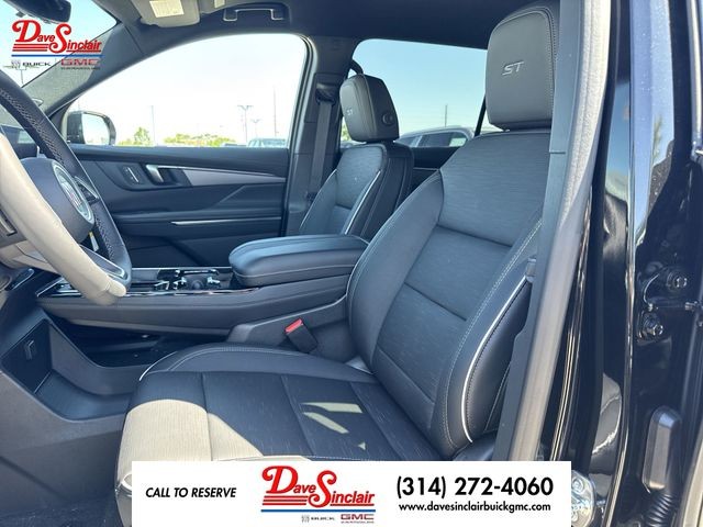 Buick Enclave Vehicle Full-screen Gallery Image 11