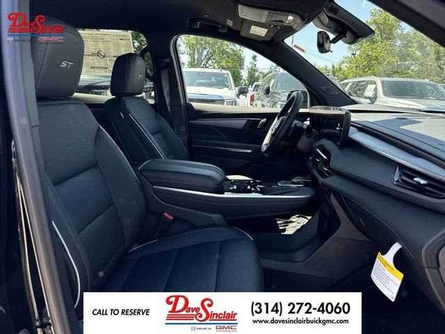 Buick Enclave Vehicle Full-screen Gallery Image 25