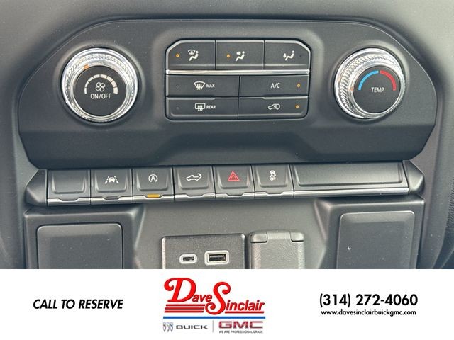 GMC Sierra 1500 Vehicle Full-screen Gallery Image 18