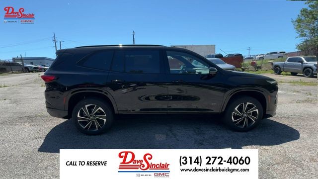 Buick Enclave Vehicle Full-screen Gallery Image 09