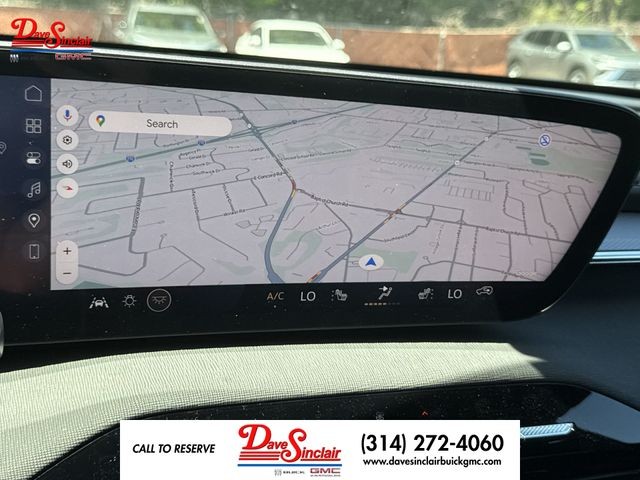 Buick Enclave Vehicle Full-screen Gallery Image 18