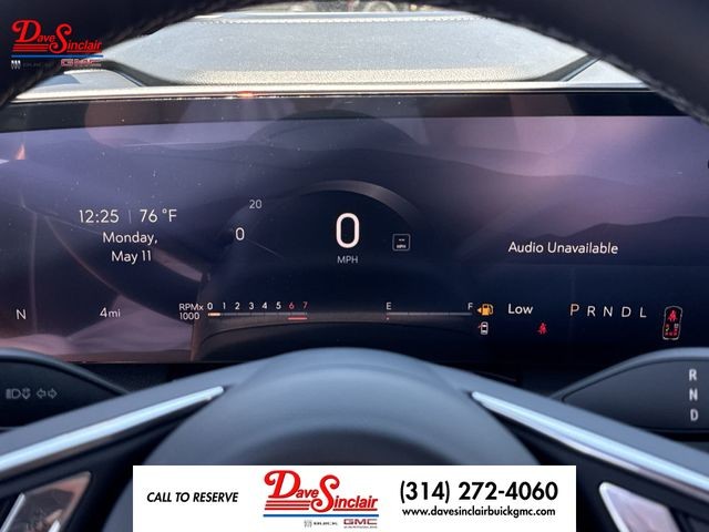 Buick Enclave Vehicle Full-screen Gallery Image 15