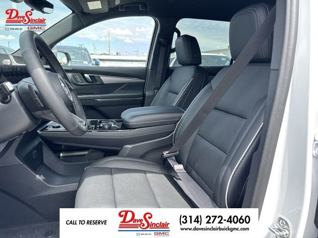Buick Enclave Vehicle Full-screen Gallery Image 11