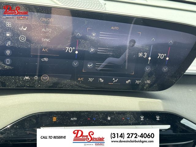 Buick Enclave Vehicle Full-screen Gallery Image 19