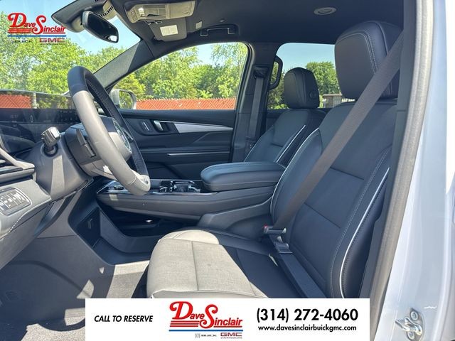 Buick Enclave Vehicle Full-screen Gallery Image 11