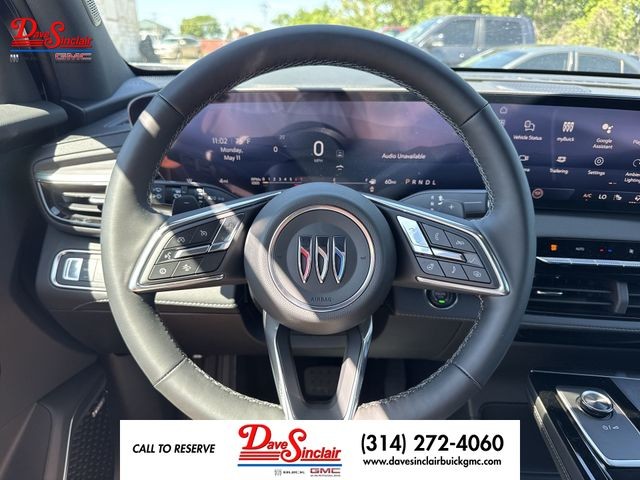 Buick Enclave Vehicle Full-screen Gallery Image 14