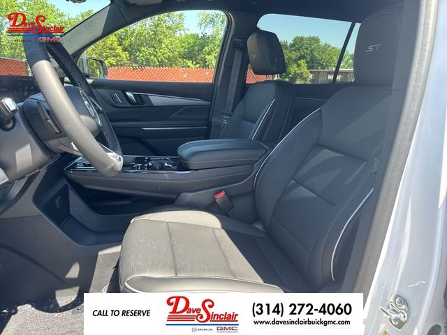 Buick Enclave Vehicle Full-screen Gallery Image 11