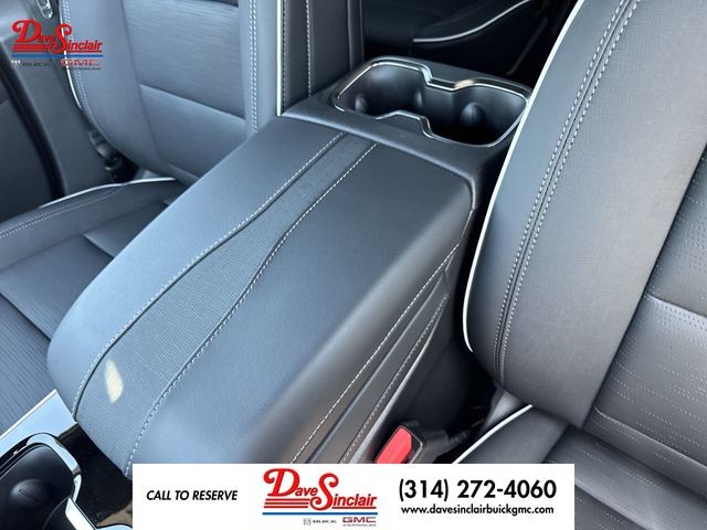 Buick Enclave Vehicle Full-screen Gallery Image 21