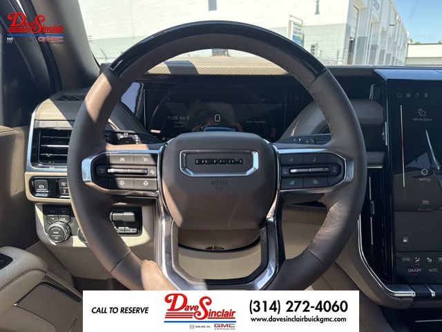 GMC Yukon XL Vehicle Full-screen Gallery Image 14