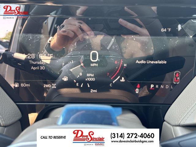 GMC Yukon XL Vehicle Full-screen Gallery Image 15