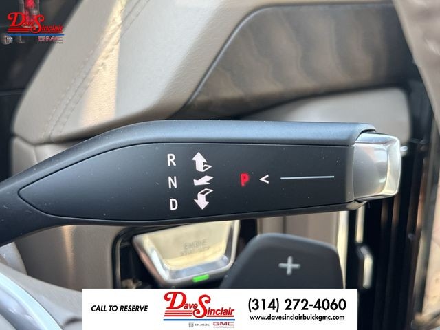 GMC Yukon XL Vehicle Full-screen Gallery Image 20