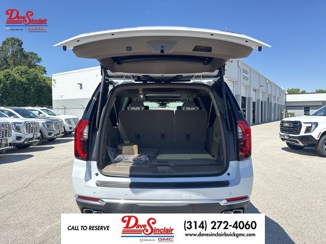 GMC Yukon XL Vehicle Full-screen Gallery Image 25