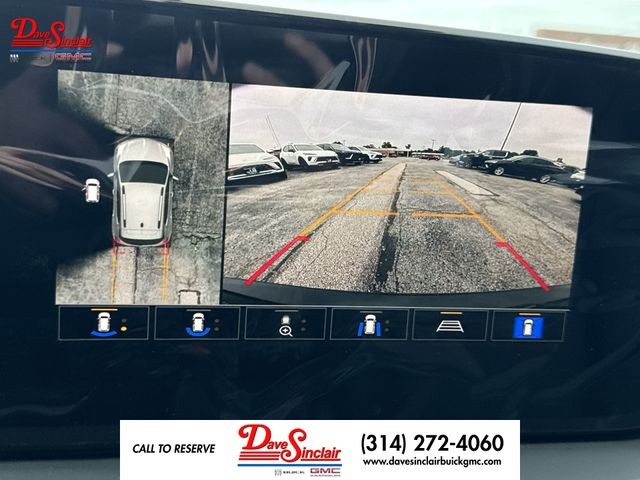 Buick Encore GX Vehicle Full-screen Gallery Image 17