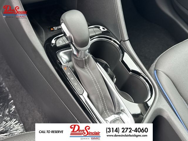Buick Encore GX Vehicle Full-screen Gallery Image 19