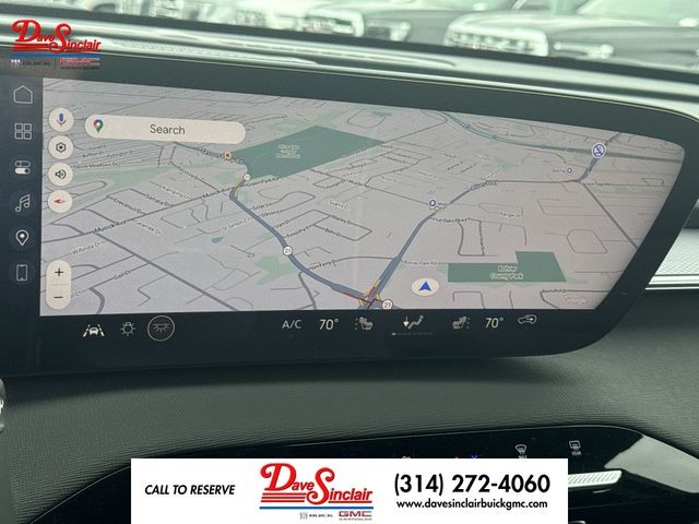 Buick Enclave Vehicle Full-screen Gallery Image 18