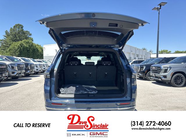 Buick Enclave Vehicle Full-screen Gallery Image 25