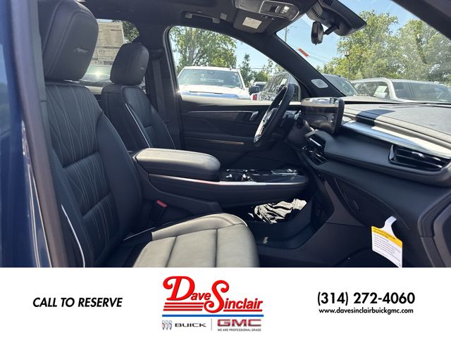 Buick Enclave Vehicle Full-screen Gallery Image 26