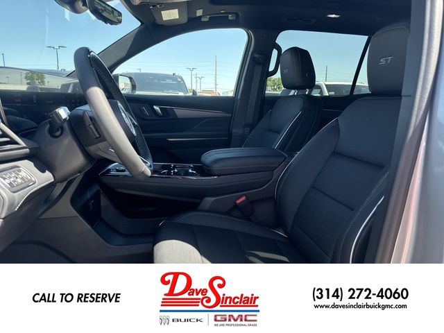 Buick Enclave Vehicle Full-screen Gallery Image 11
