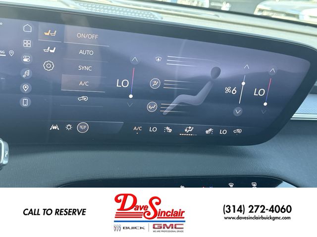 Buick Enclave Vehicle Full-screen Gallery Image 19